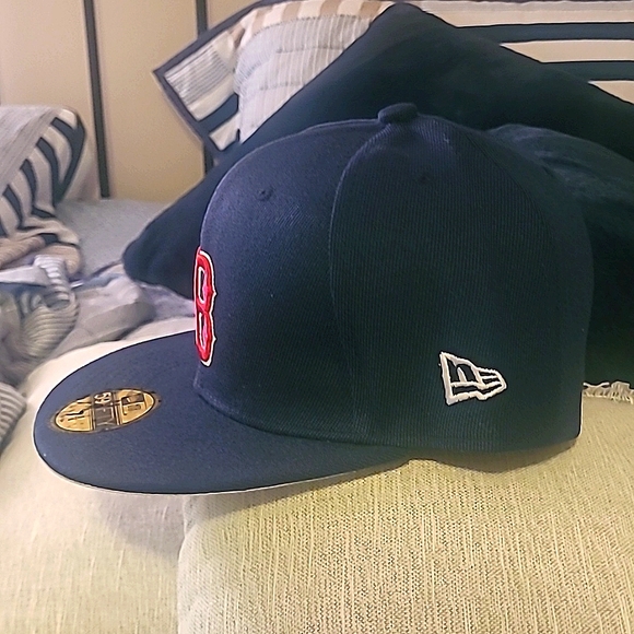 Boston Red Sox New Era Baseball Cap, Color - blue, Size - 7 ⅜, Brand New! - Picture 2 of 4